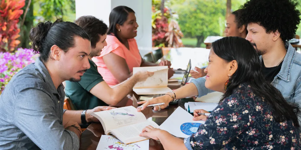 Maestría en Interculturalidad, Desarrollo y Paz Territorial Formación-Intercultural