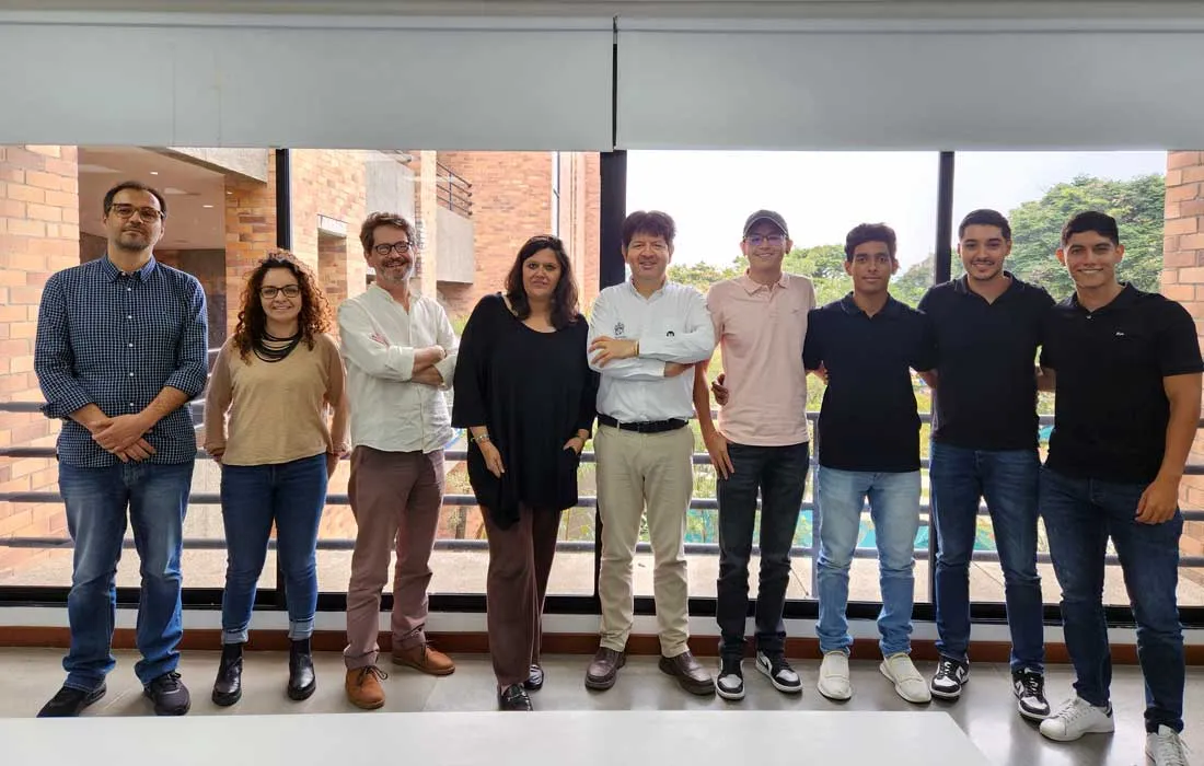 Sebastián Manchola, Santiago Córdoba, Juan Camilo, campo y Álvaro Mina, estudiantes de octavo semestre de Arquitectura, se convirtieron en los ganadores de la segunda edición del concurso Casa de los Sentidos de la Javeriana Cali