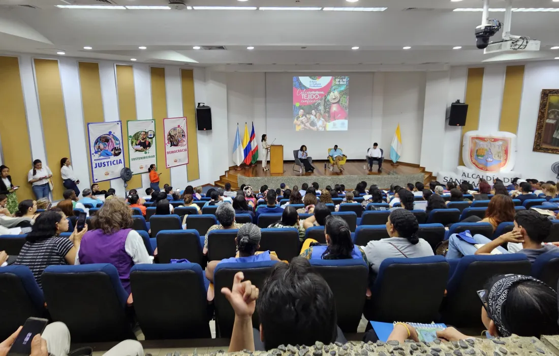 II Foro Cali Ciudadana: una apuesta por tejernos desde la confianza II Foro Cali Ciudadana: una apuesta por tejernos desde la confianza