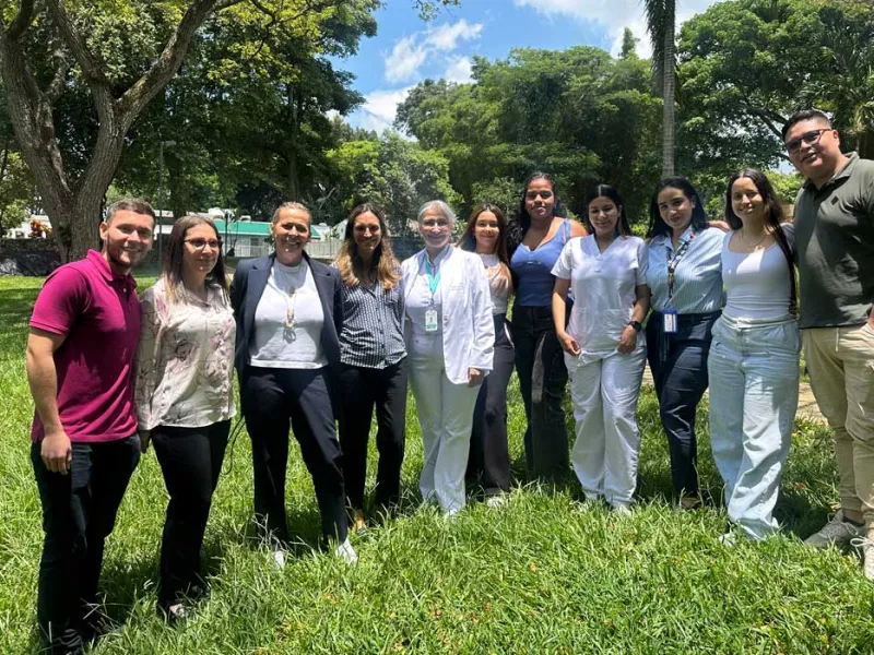Egresados del programa de Enfermería podrán hacer prácticas y másteren España gracias a convenio con Quirónsalud Egresados del programa de Enfermería podrán hacer prácticas y másteren España gracias a convenio con Quirónsalud